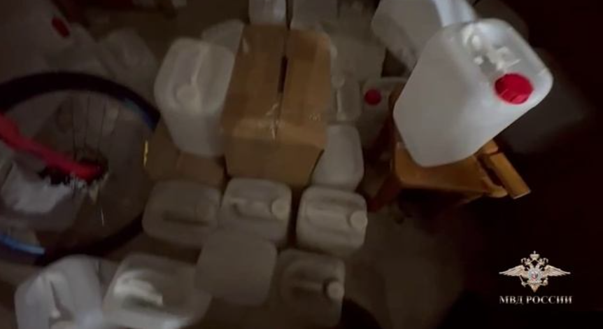 Суррогатный алкоголь убил 19 человек в Ленинградской области