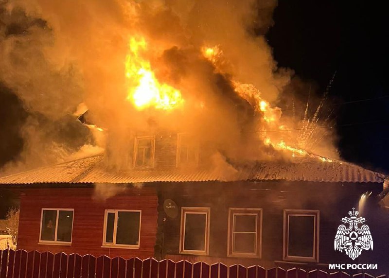 Четыре человека погибли на пожарах сегодня ночью, в том числе двое детей
