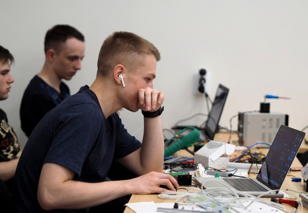 Студенты ЧГУ.jpg Новость 1 Студенты ЧГУ.jpg