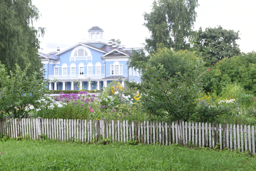 6 огород аптекарский.JPG