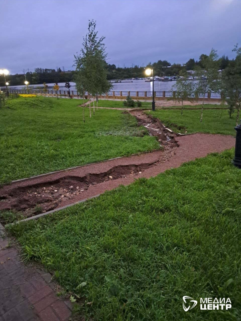 курс.набережная.jpg курс.набережная.jpg