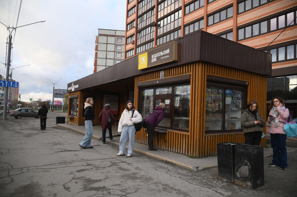 киоск на октябрьском.JPG