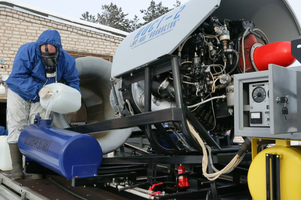 Зараженный птичник в Вологодской области обработали с помощью авиатурбины