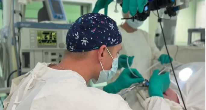 Микрохирургическую операцию выполнили в Вологодском онкодиспансере