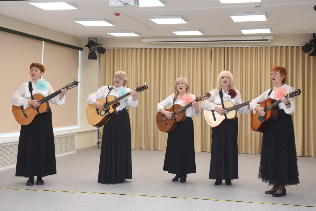 1 Ансамбль Струны души.JPG