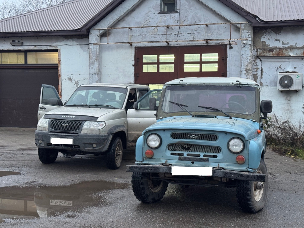 5 уазики.jpg 5 уазики.jpg