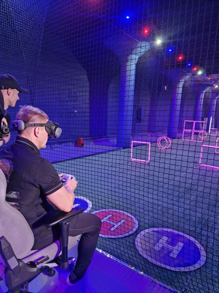 дрон-центр 4.jpg дрон-центр 4.jpg