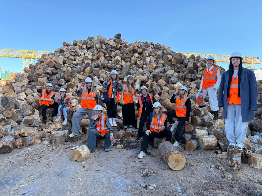 ЧФМК блогеры.jpg