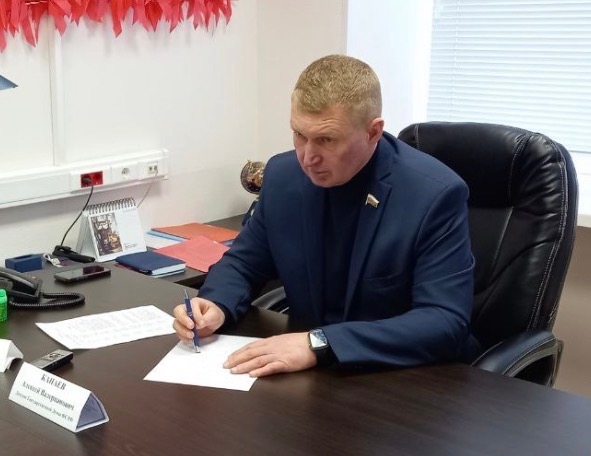 Канаев.jpg Канаев.jpg