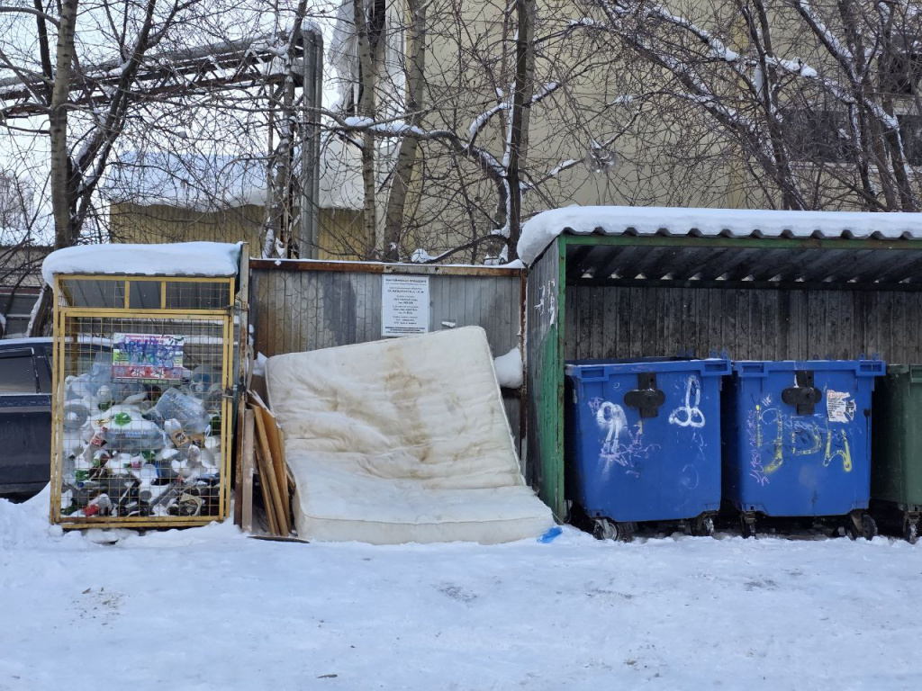 мусор матрас.jpg