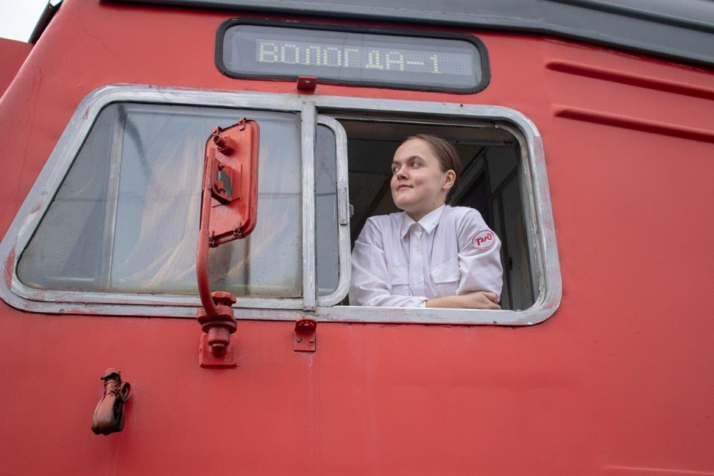 photo_5222446972722155465_y.jpg photo_5222446972722155465_y.jpg