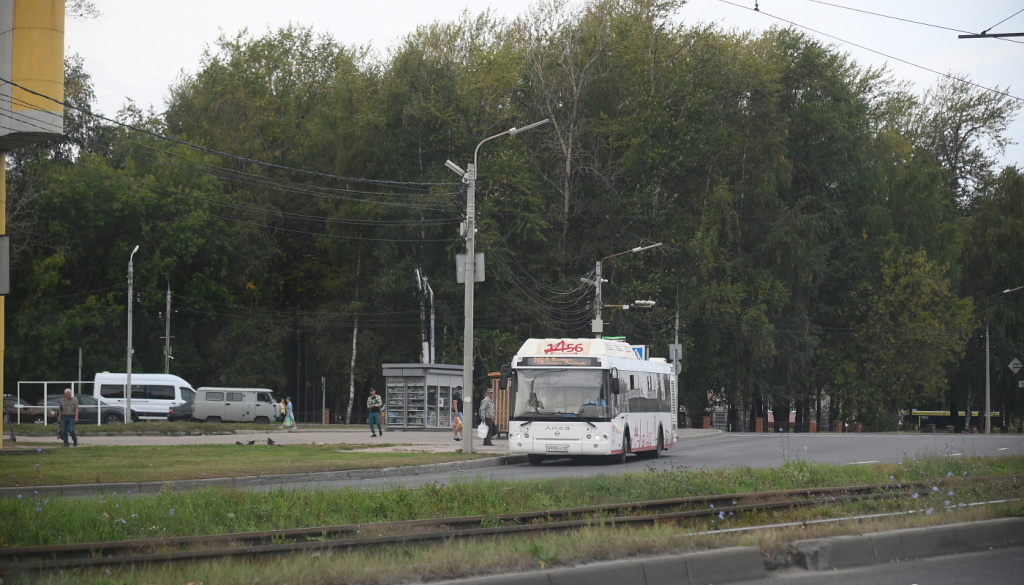 автобус дачи от Первомайской.jpg