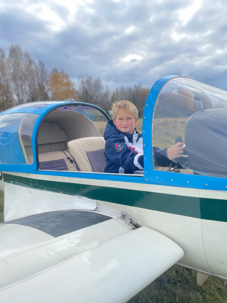 1 самолет.jpg