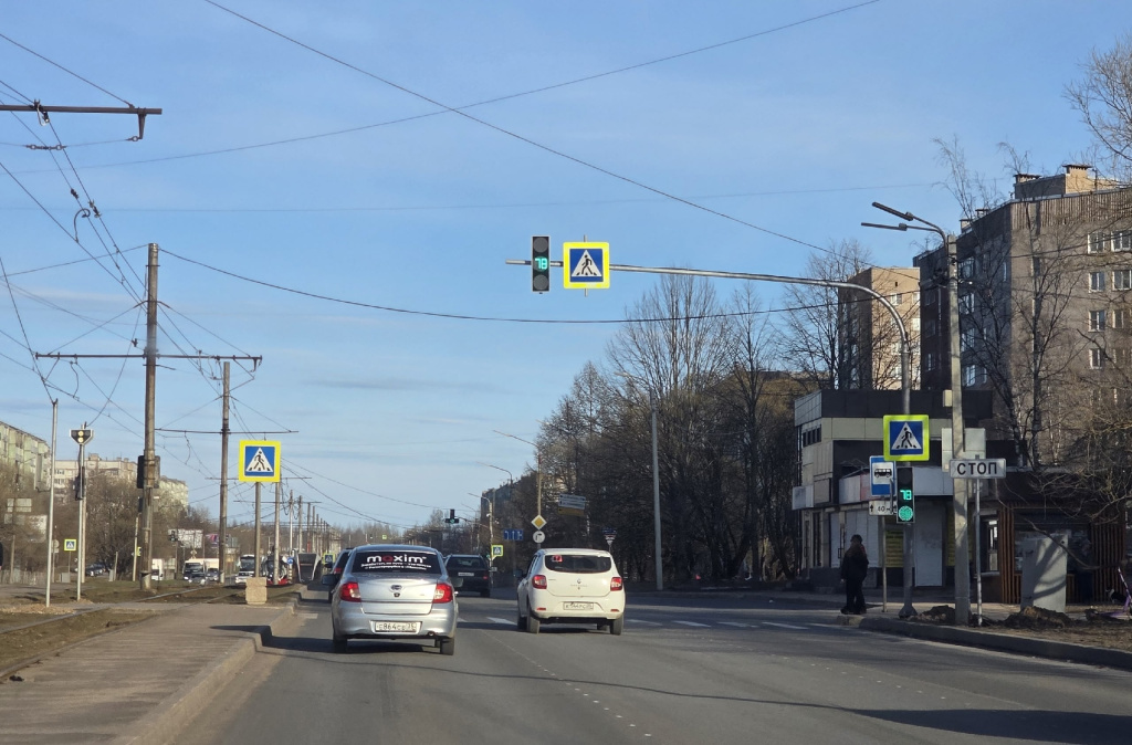 проспект Победы_новый светофор ближе к Юбилейной.jpg