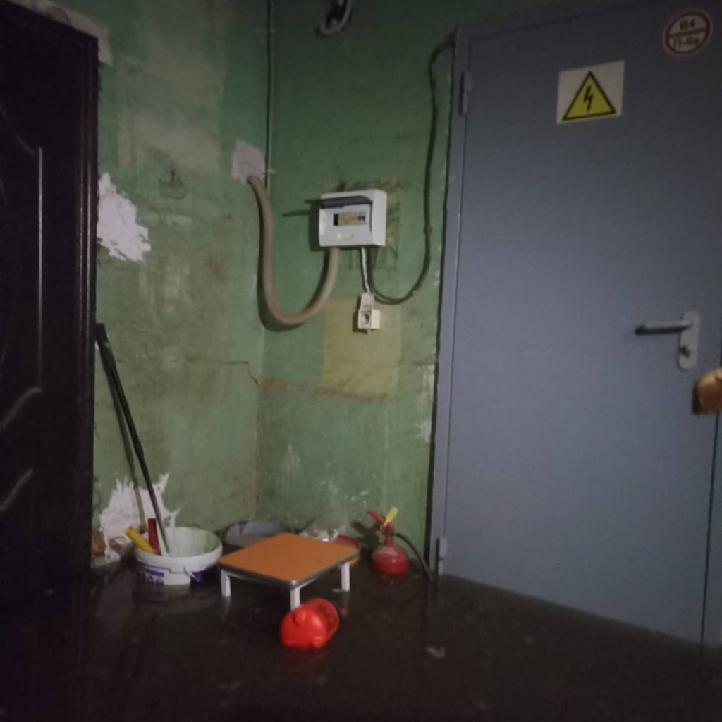 IMG_20250902_214209_586.jpg IMG_20250902_214209_586.jpg