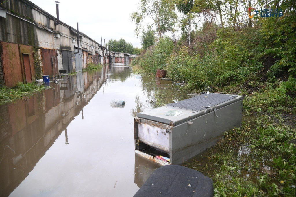 68b8068a39455_garazh2.JPG 68b8068a39455_garazh2.JPG