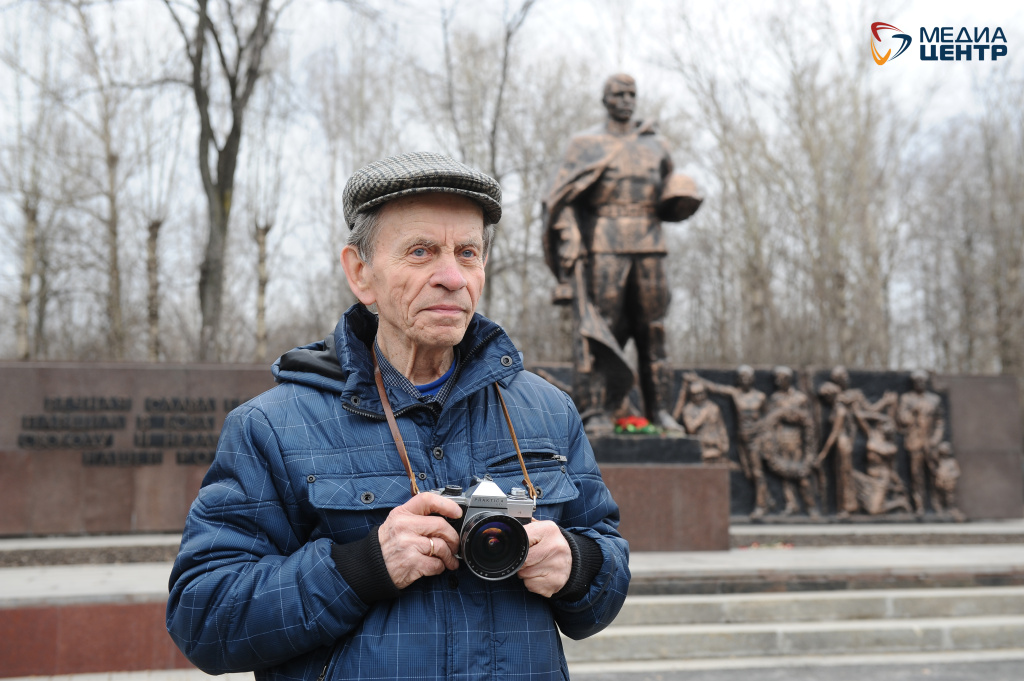 Юрий Кашин фотограф фото из архива.JPG