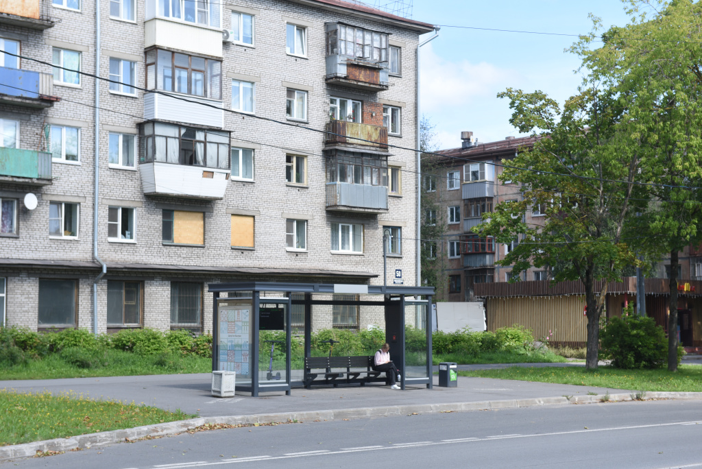 _остановка павильон Московский.JPG